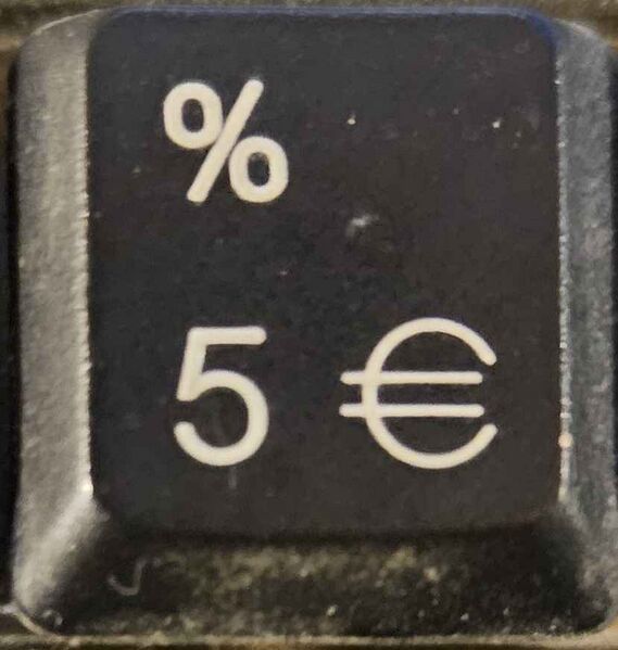 File:5euros.jpg